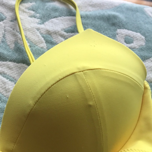 WHITE FOX SWIMWEAR yellow bikini - Picture 2 of 4